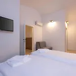 度假居 House Luca 波雷奇