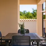 בית נופש House Luca *