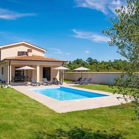 Ferienhaus House Luca *