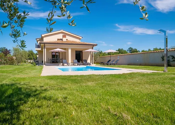 House Luca Nyaraló Poreč